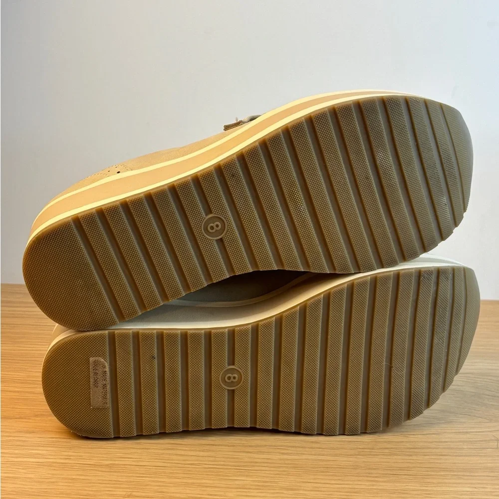 Dolce Vita Jhenee Platform Slip-On Loafer Sneakers Taupe Woman’s 8 LIKE NEW!!‎